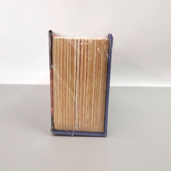 100 Postcards This is my Bookstore Shops Around the World Notecards Bibliophile - Picture 8 of 12